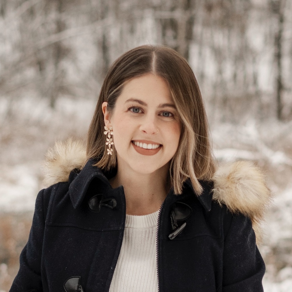 Meet your Posher, Emily